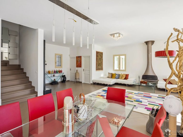 Villa for Sale in Grasse, Mougins, Valbonne, Grasse Area 7