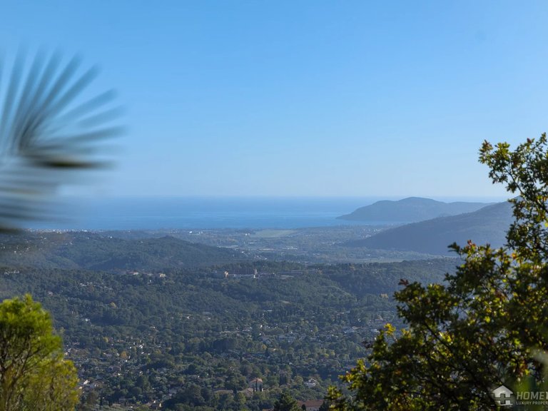 Villa for Sale in Grasse, Mougins, Valbonne, Grasse Area 9