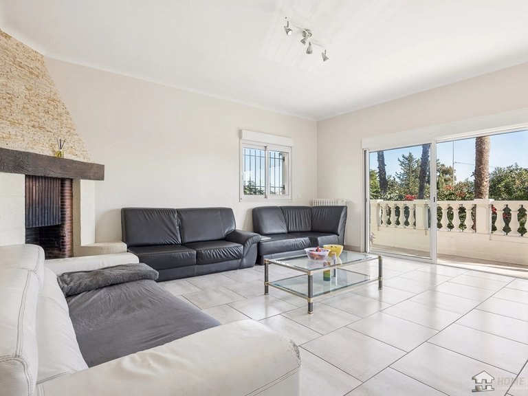 Villa for Sale in Cannes, Cannes Area 6