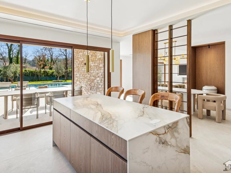 Villa for Sale in Fayence, Var Countryside (fayence, Lorgues, Cotignac) 5
