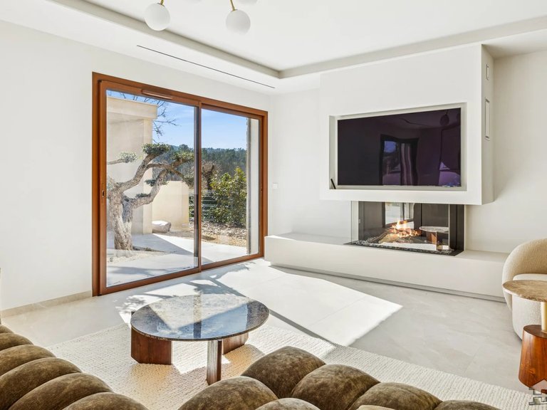 Villa for Sale in Fayence, Var Countryside (fayence, Lorgues, Cotignac) 6