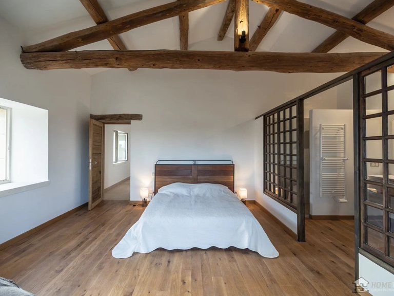 Villa for Sale in Oppede, The Luberon / Vaucluse 7