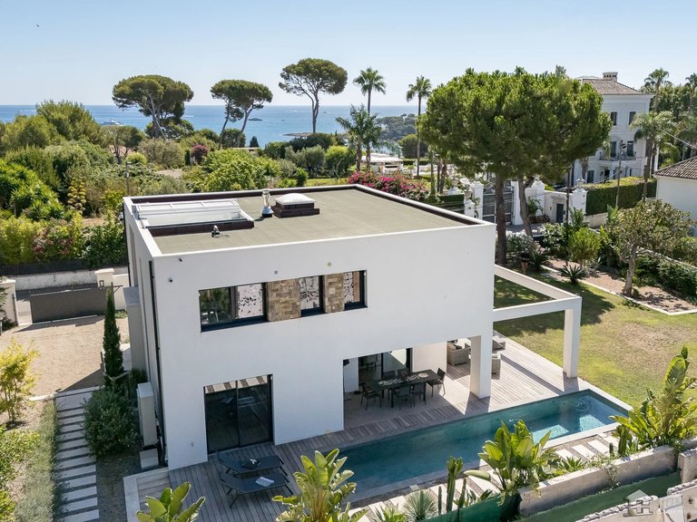 Villa for Sale in Cap D Antibes, Antibes Area 16