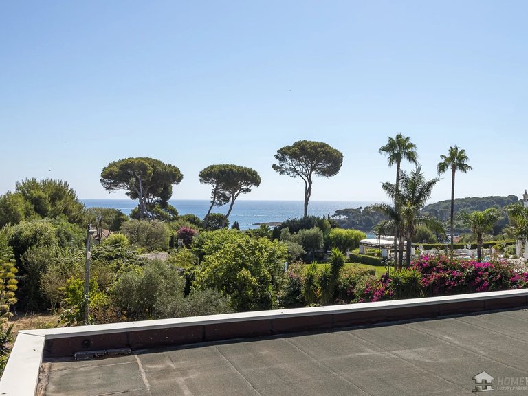 Villa for Sale in Cap D Antibes, Antibes Area 17
