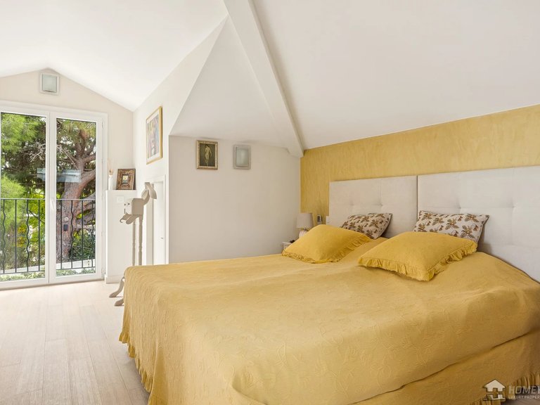 Villa for Sale in Cap D Antibes, Antibes Area 5