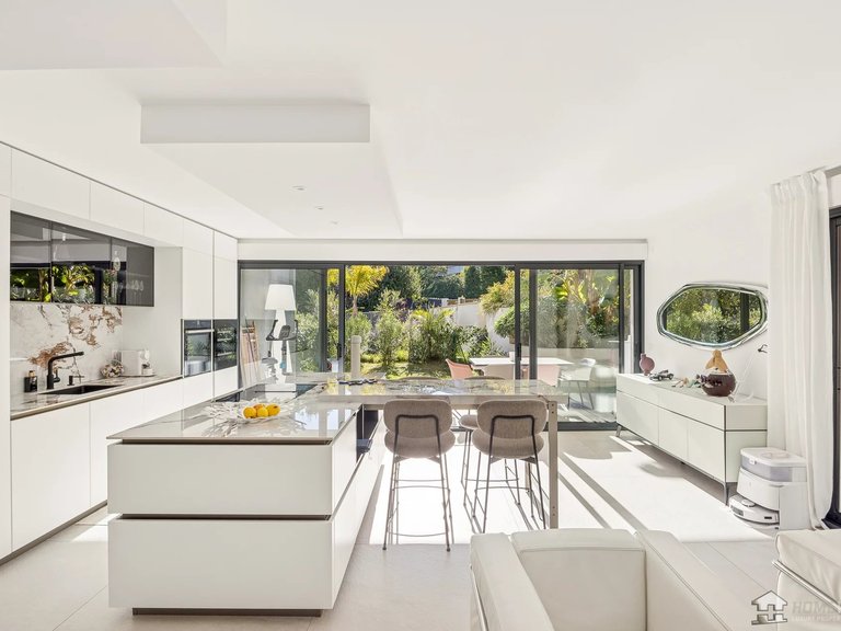 Apartment for Sale in Antibes, Antibes Area 3