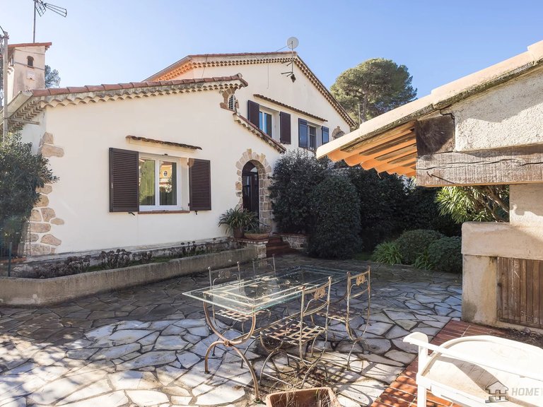 Villa for Sale in Cap D Antibes, Antibes Area 4