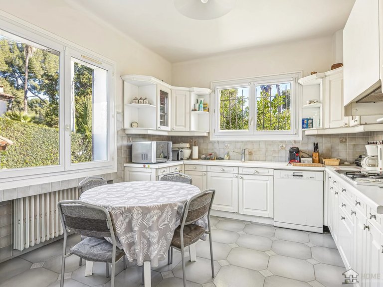Villa for Sale in Cap D Antibes, Antibes Area 9