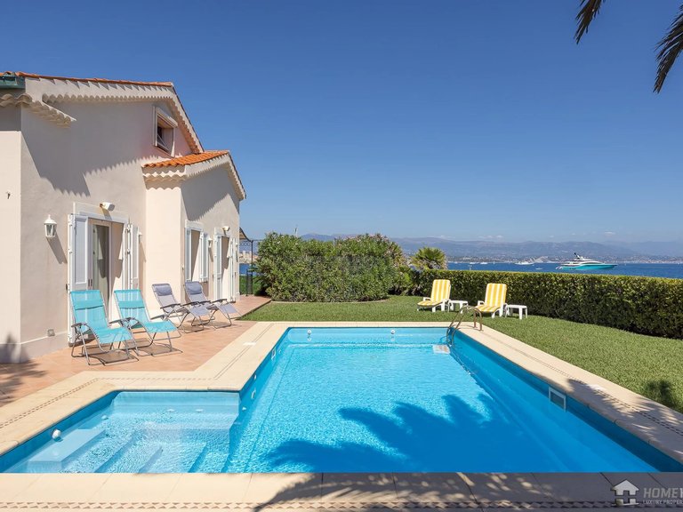 Villa for Sale in Cap D Antibes, Antibes Area 3