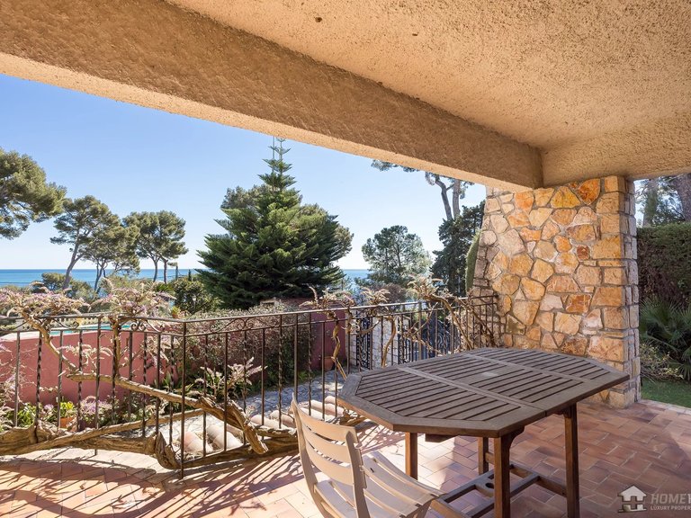 Villa for Sale in Cap D Antibes, Antibes Area 10