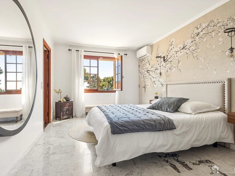 Villa for Sale in Cap D Antibes, Antibes Area 11