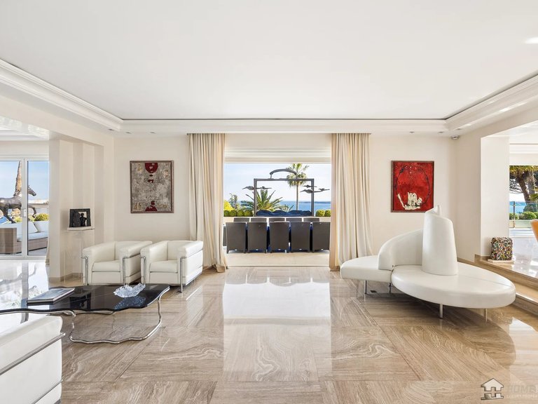 Villa for Sale in Cannes, Cannes Area 5