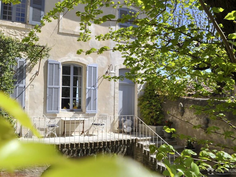 Villa for Sale in , Avignon And North Provence 9