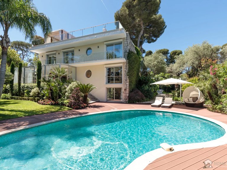 Villa for Sale in Cap D Antibes, Antibes Area 12