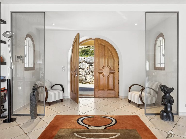 Villa for Sale in Le Rouret, Mougins, Valbonne, Grasse Area 5