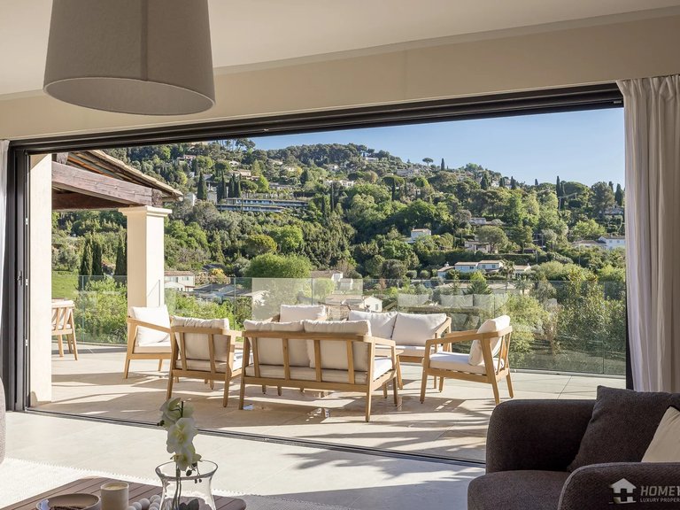 Villa for Sale in St Paul, Vence, St. Paul Area 1
