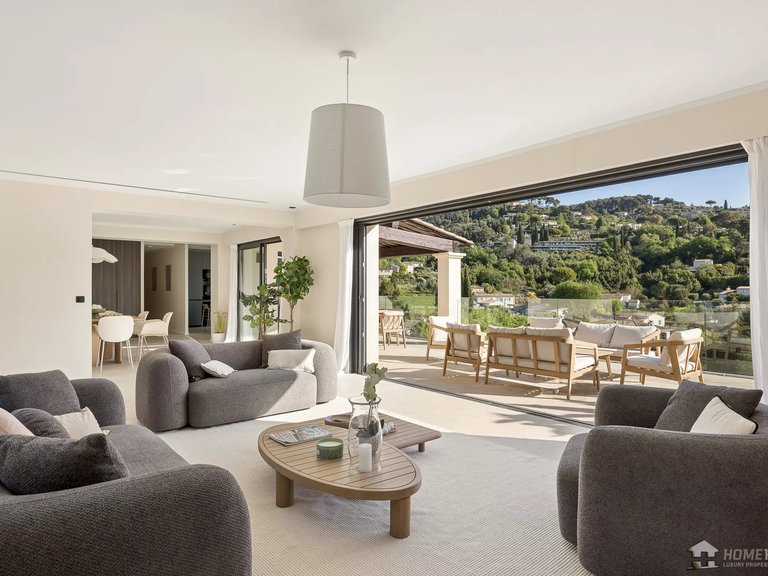 Villa for Sale in St Paul, Vence, St. Paul Area 6