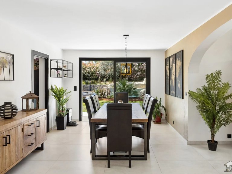 Villa for Sale in Roquefort Les Pins, Mougins, Valbonne, Grasse Area 5