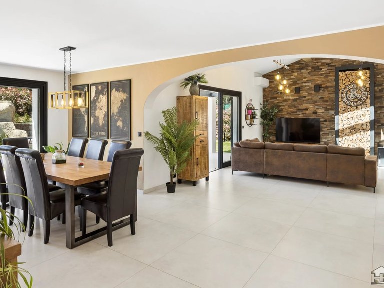 Villa for Sale in Roquefort Les Pins, Mougins, Valbonne, Grasse Area 7