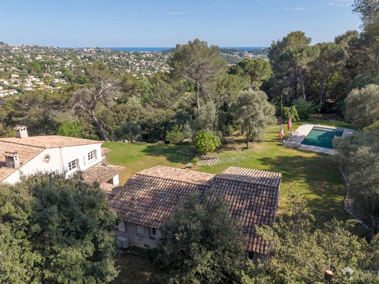 Villa for Sale in La Colle Sur Loup, Vence, St. Paul Area 3