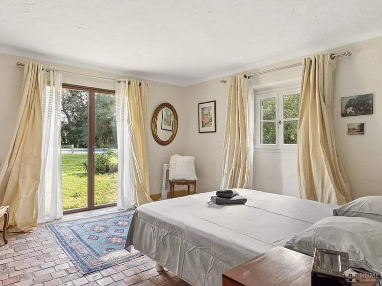 Villa for Sale in La Colle Sur Loup, Vence, St. Paul Area 10