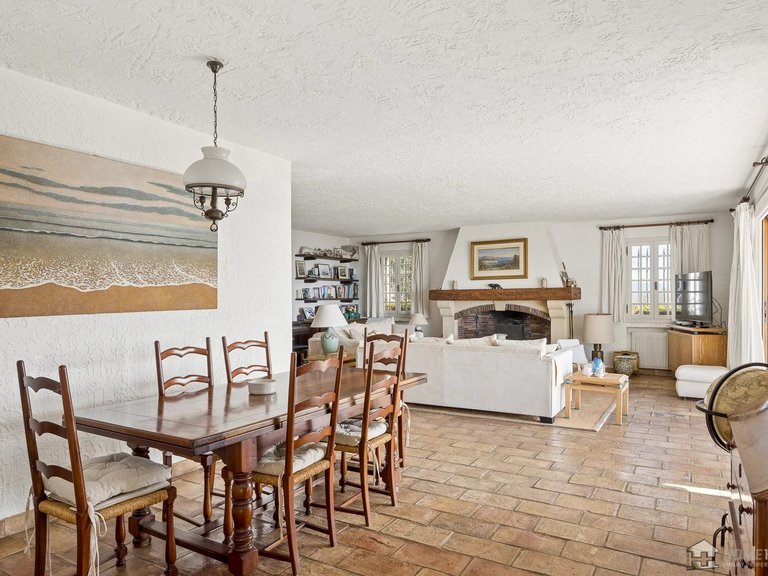 Villa for Sale in Cannes, Cannes Area 5
