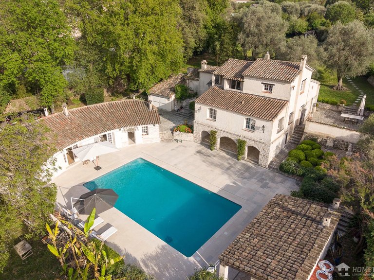Villa for Sale in Vence, Vence, St. Paul Area 4