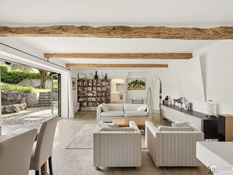 Villa for Sale in Vence, Vence, St. Paul Area 6