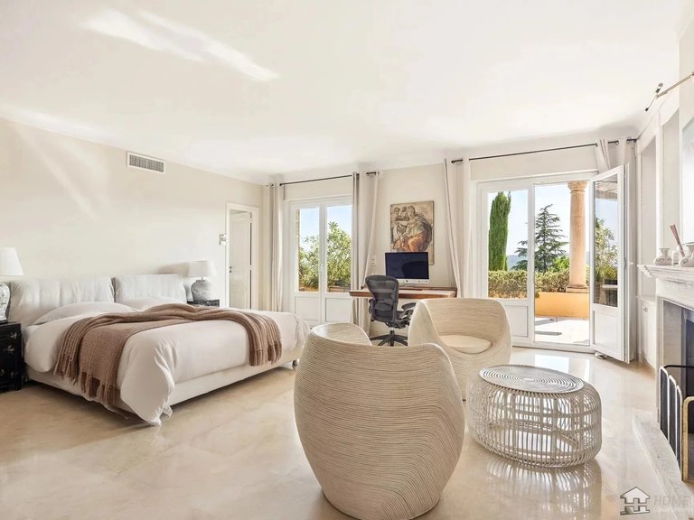 Villa for Sale in La Colle Sur Loup, Vence, St. Paul Area 6