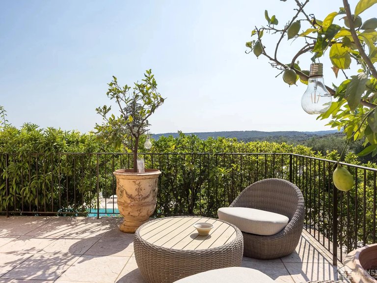 Villa for Sale in La Colle Sur Loup, Vence, St. Paul Area 7