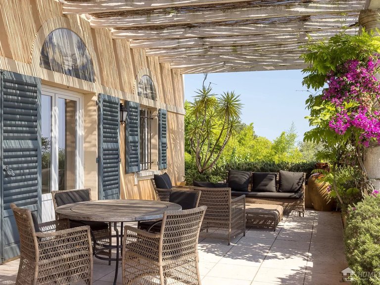 Villa for Sale in La Colle Sur Loup, Vence, St. Paul Area 9