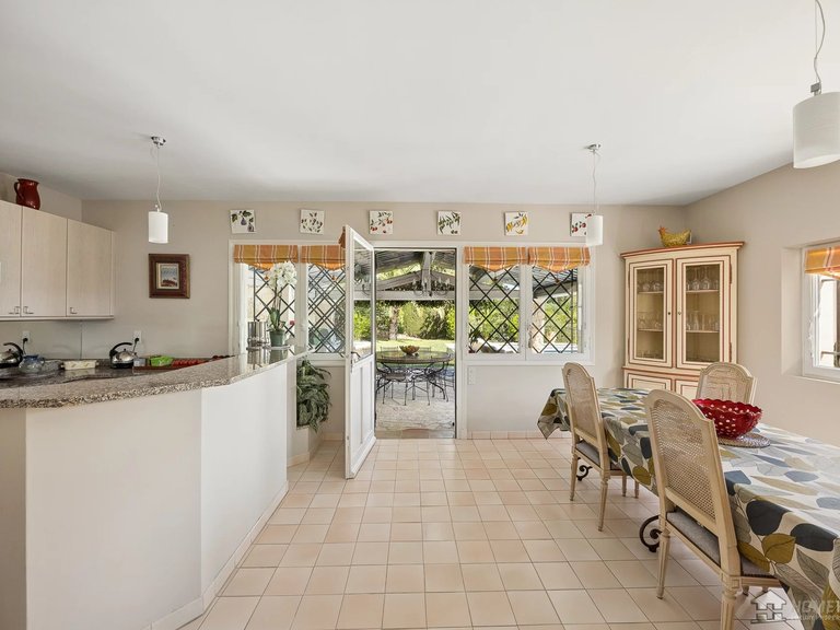 Villa for Sale in Vence, Vence, St. Paul Area 6