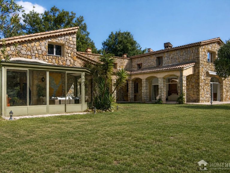 Villa for Sale in Le Bar Sur Loup, Mougins, Valbonne, Grasse Area 3