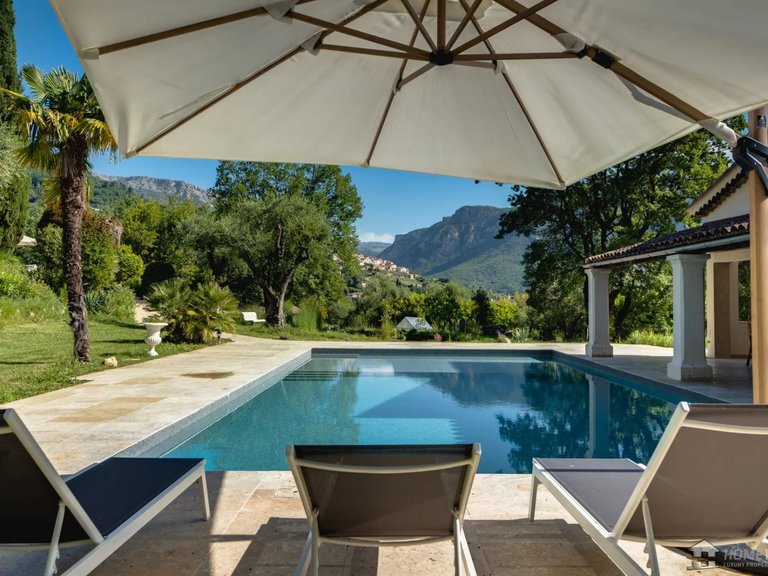 Villa for Sale in Le Bar Sur Loup, Mougins, Valbonne, Grasse Area 4