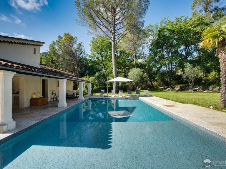 Villa for Sale in Le Bar Sur Loup, Mougins, Valbonne, Grasse Area 16