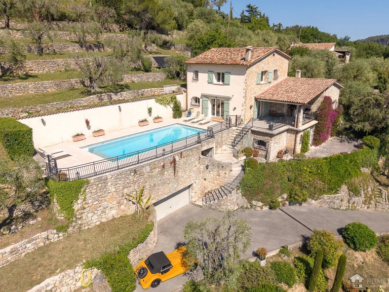Villa for Sale in Tourrettes Sur Loup, Vence, St. Paul Area 1
