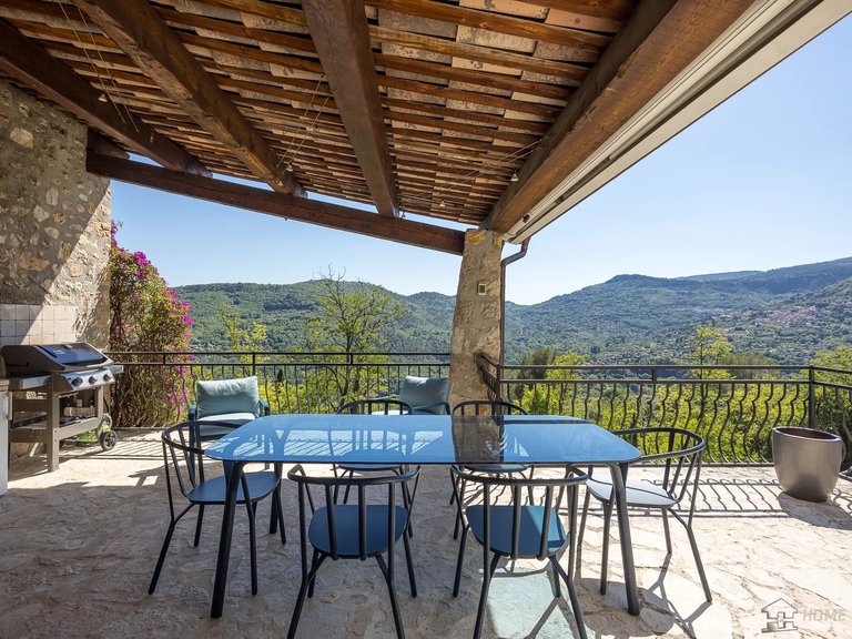 Villa for Sale in Tourrettes Sur Loup, Vence, St. Paul Area 3