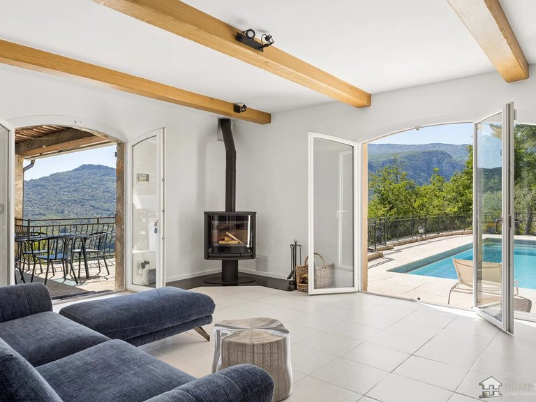 Villa for Sale in Tourrettes Sur Loup, Vence, St. Paul Area 5