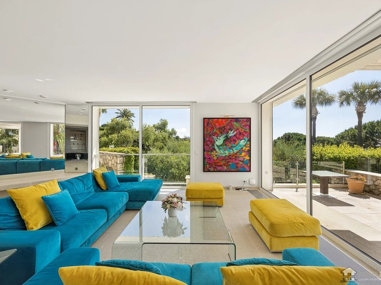 Villa for Sale in Cannes, Cannes Area 5