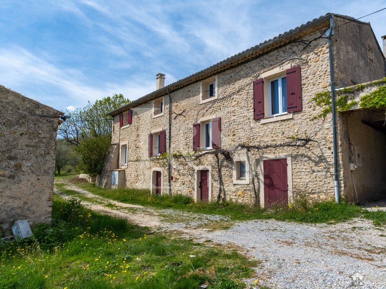 Villa for Sale in Nyons, Avignon And North Provence 3