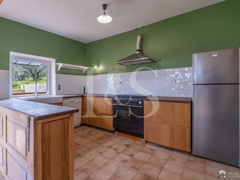 Villa for Sale in Nyons, Avignon And North Provence 9
