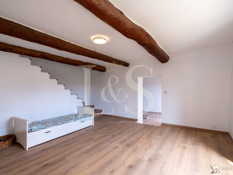 Villa for Sale in Nyons, Avignon And North Provence 11