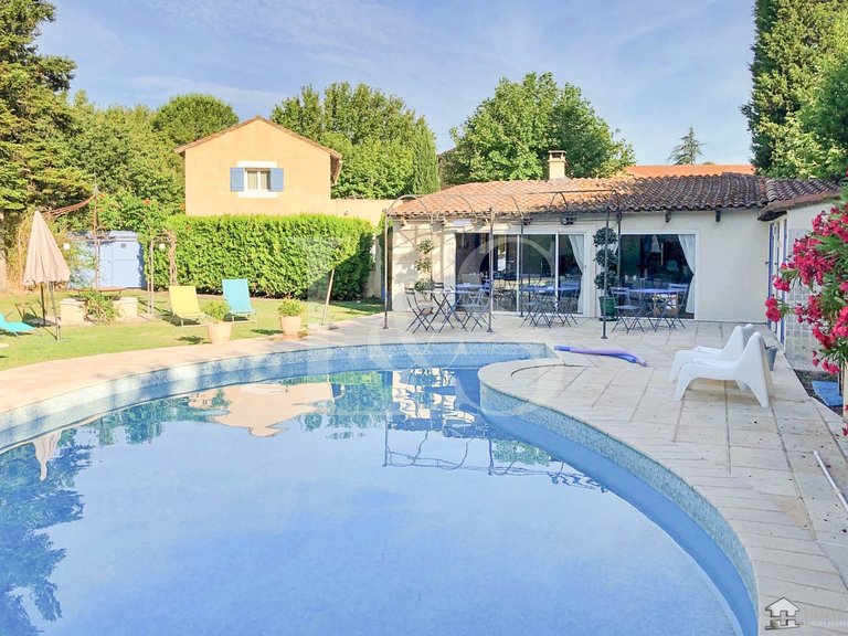 Villa for Sale in Avignon, Avignon And North Provence 5
