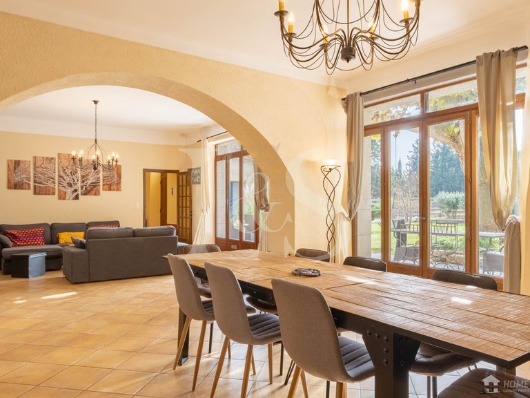 Villa for Sale in Avignon, Avignon And North Provence 9