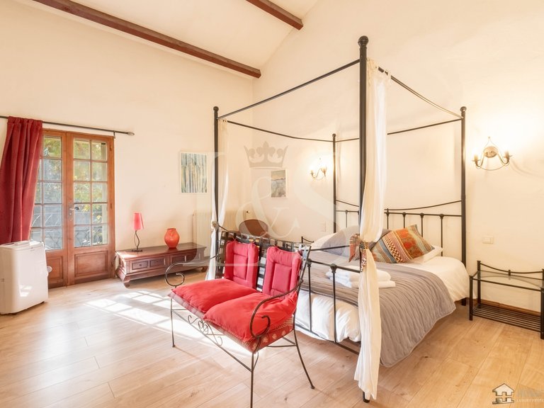 Villa for Sale in Avignon, Avignon And North Provence 16