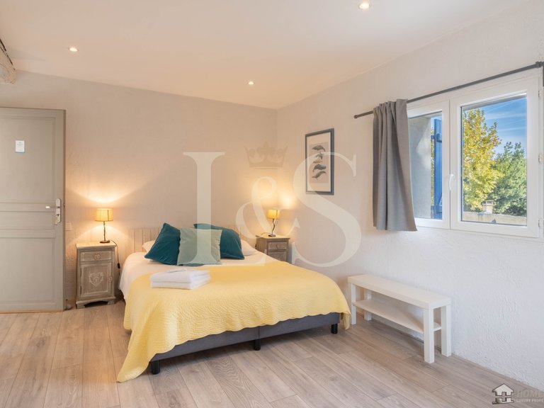 Villa for Sale in Avignon, Avignon And North Provence 18