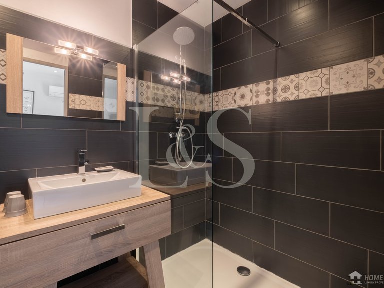Villa for Sale in Avignon, Avignon And North Provence 20