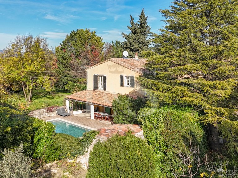Villa for Sale in Mazan, Avignon And North Provence 1