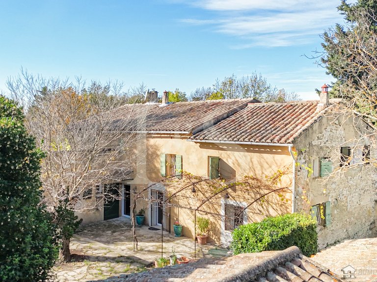 Villa for Sale in Mazan, Avignon And North Provence 4