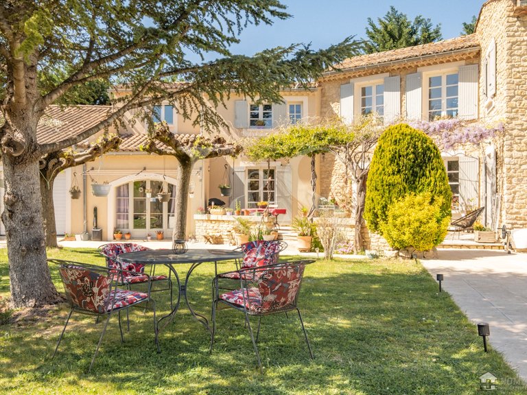 Villa for Sale in Aubignan, Avignon And North Provence 3